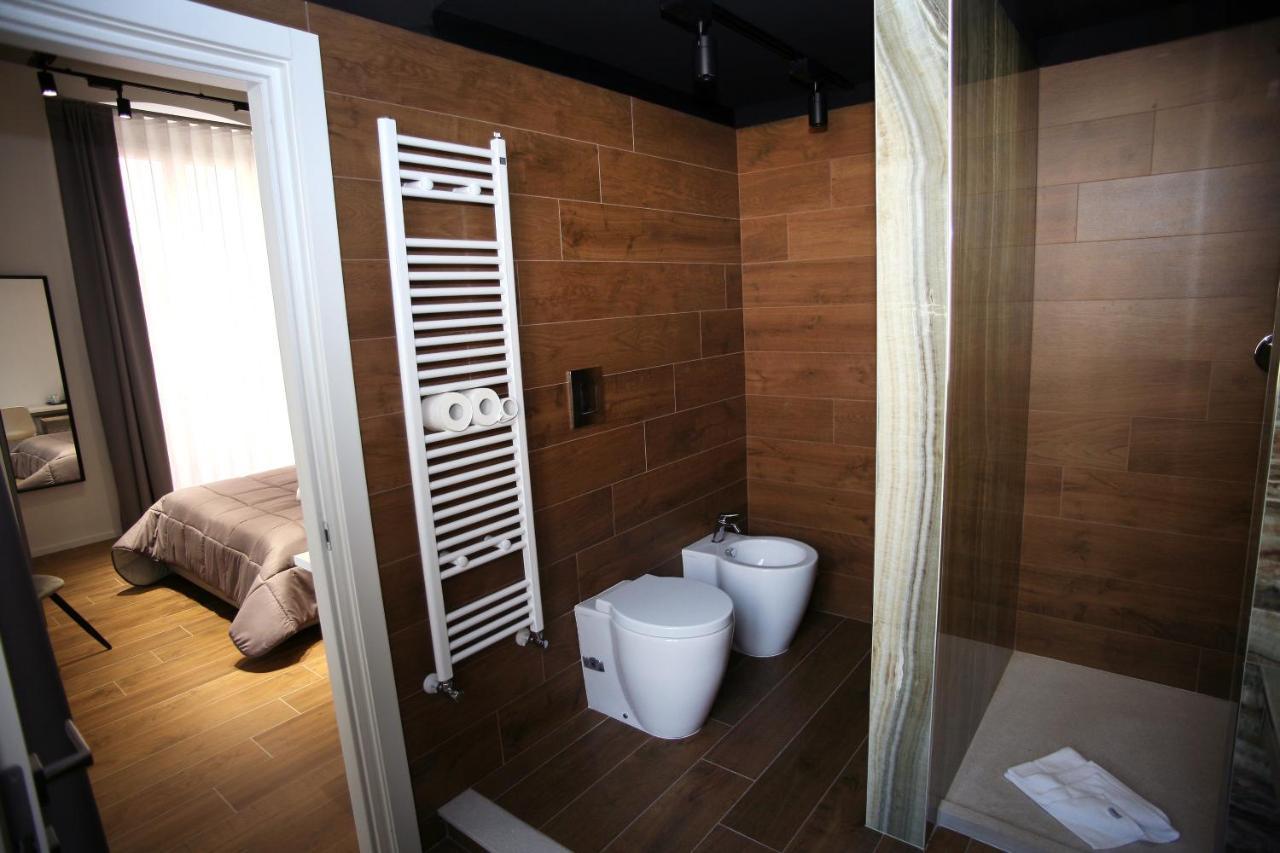 Business Home Via Isonzo B&B Foggia Ngoại thất bức ảnh